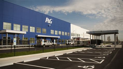 Procter & Gamble closes on 430.